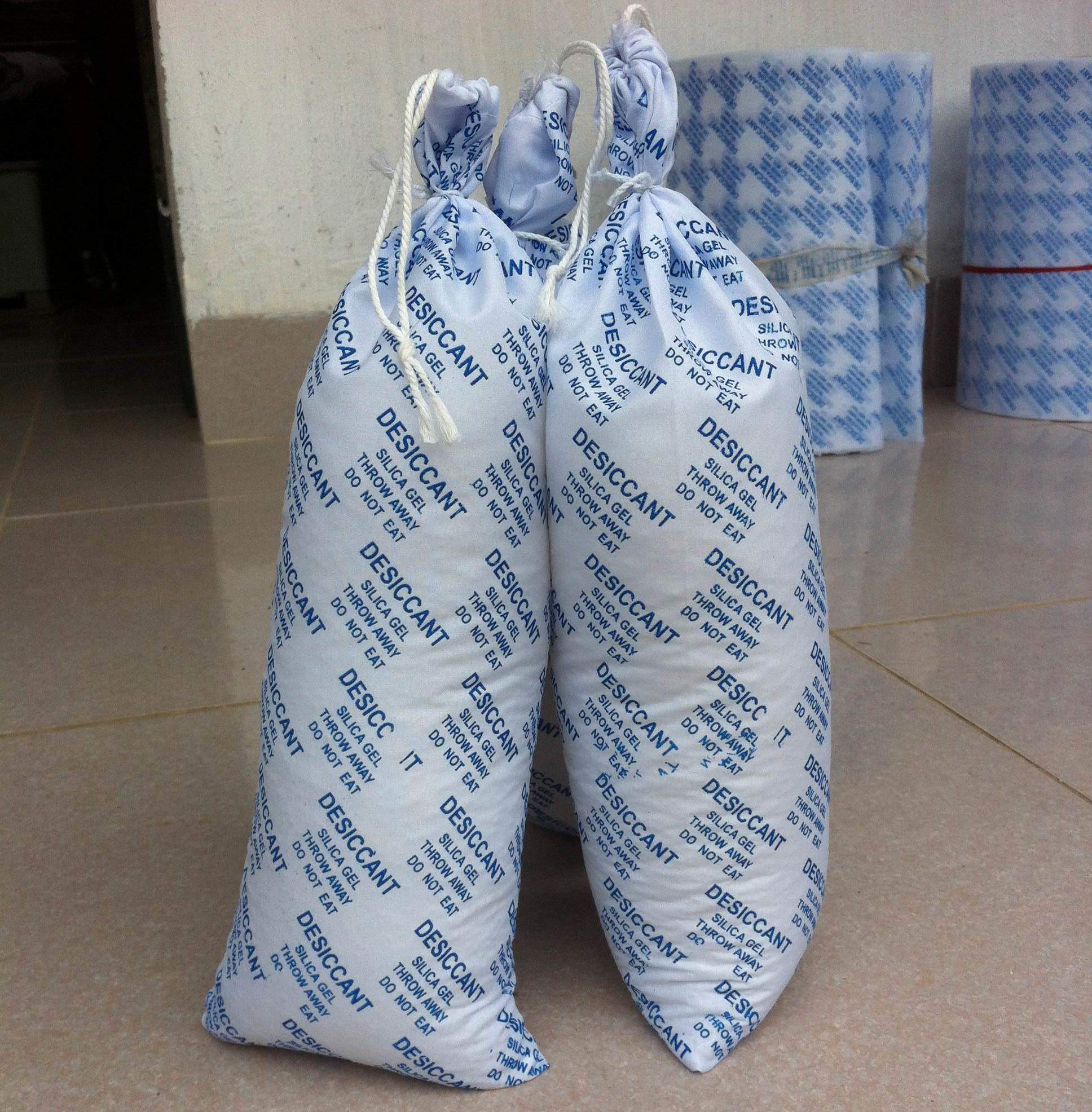 Hạt chống ẩm container